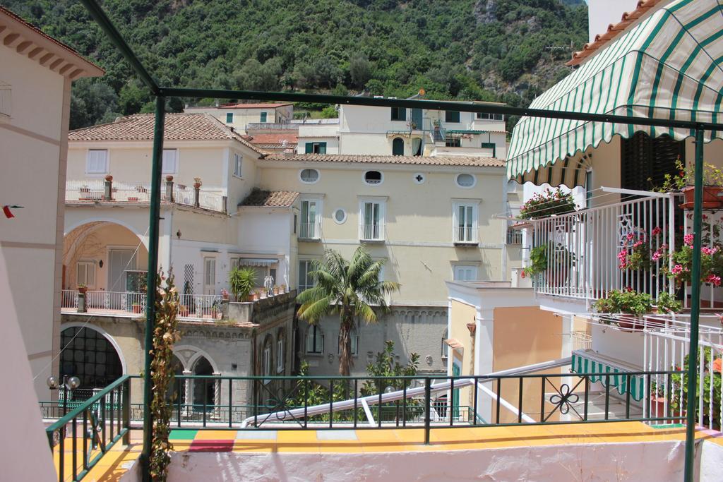 Casa Vacanze Nonna Raffa Amalfi Buitenkant foto