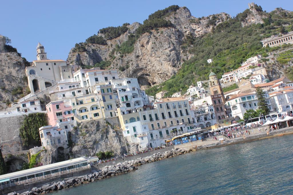 Casa Vacanze Nonna Raffa Amalfi Buitenkant foto